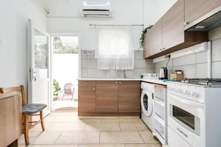 Cozy And Traditional - Ec Studios 拉纳卡 外观 照片